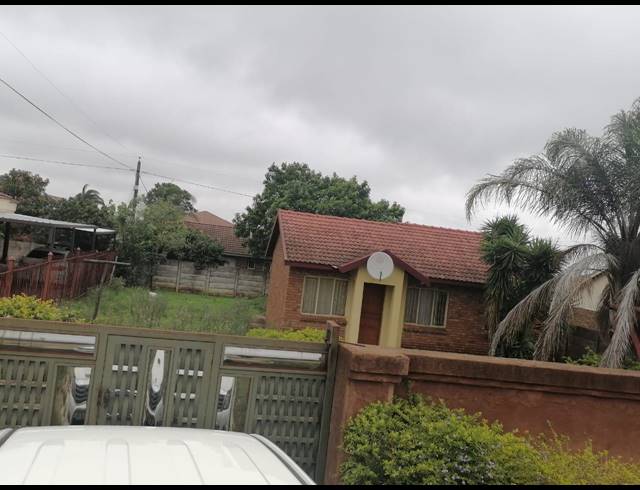 3 BEDROOM HOUSE FOR SALE IN LOUIS TRICHARDT PARK